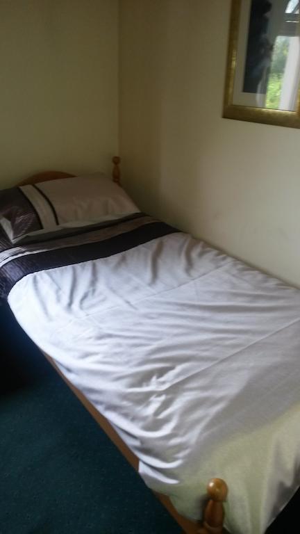 The Friar Tucks Hotel Gloucester Eksteriør billede