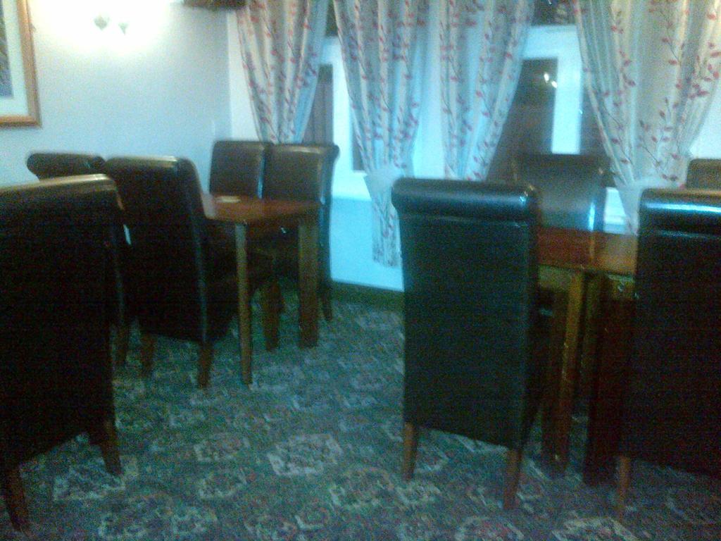 The Friar Tucks Hotel Gloucester Eksteriør billede