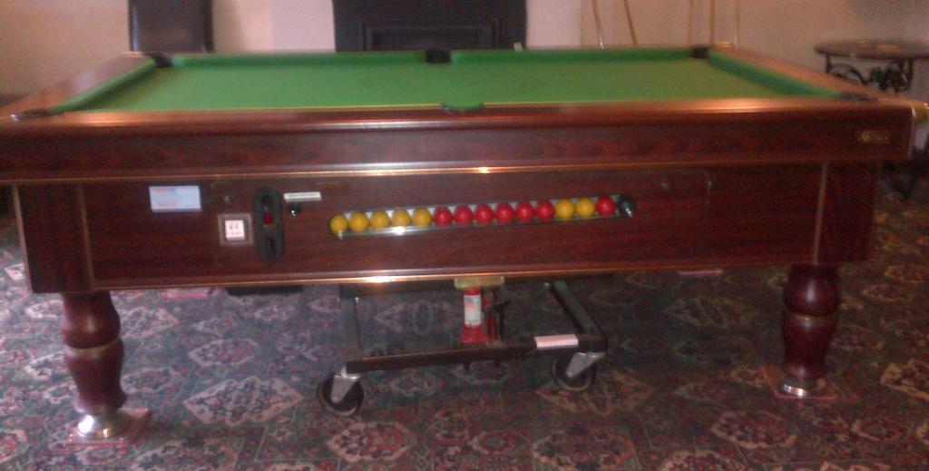 The Friar Tucks Hotel Gloucester Eksteriør billede