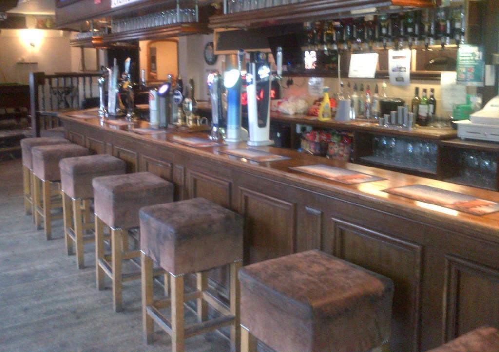 The Friar Tucks Hotel Gloucester Eksteriør billede